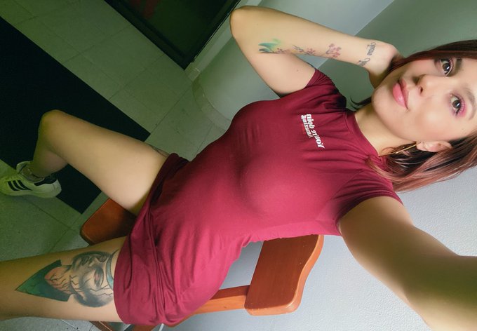 Watch Mía🦋's leaked NSFW photo on TwXstars