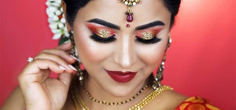 Bindi has several meanings in Asia, mainly in South Asia, where it is most used.In India, bindi has a religious and social meaning.The location of bindi in Hinduism represents the sixth chakra, the bindi helps to maintain energy+