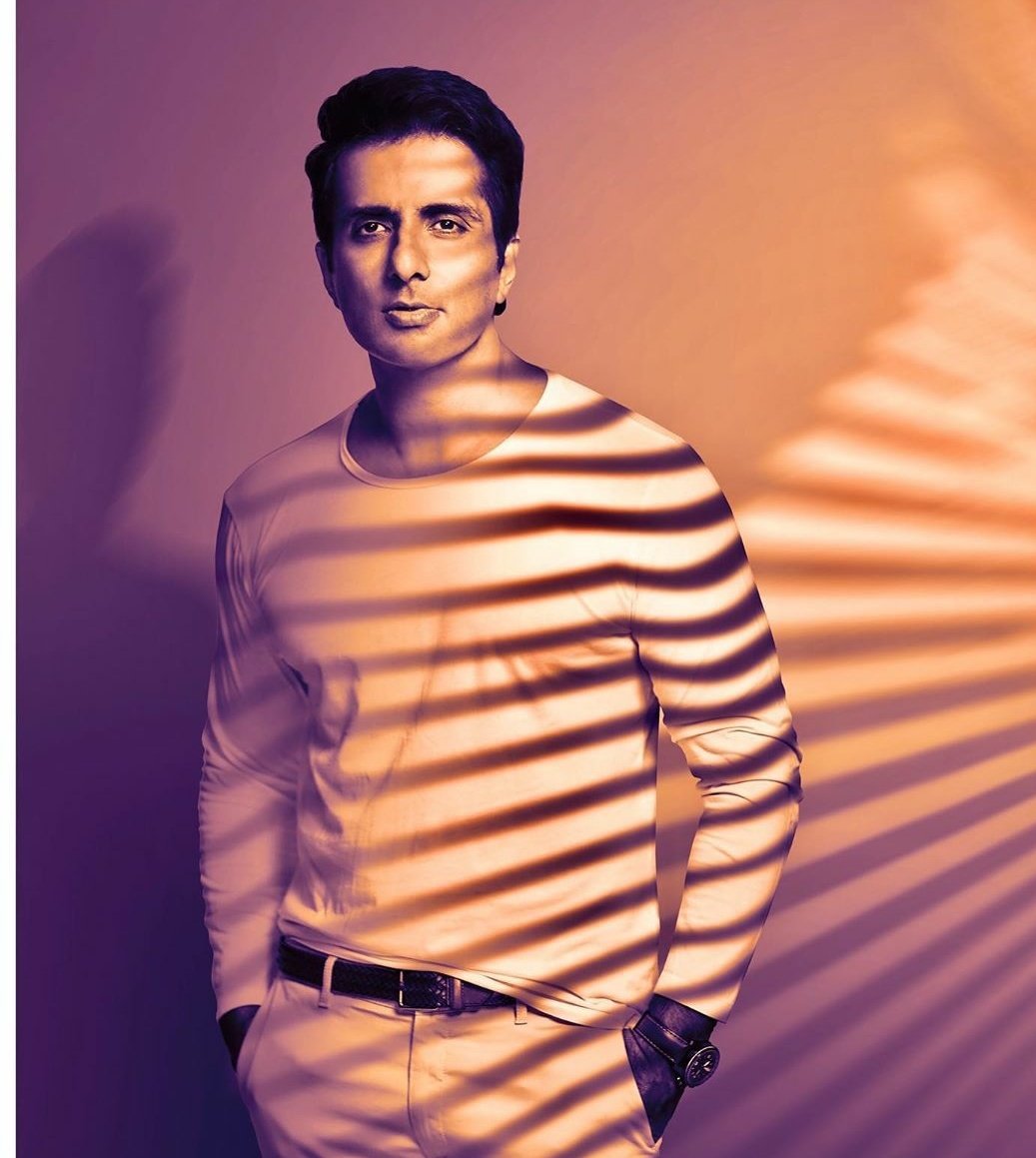 Wishing uh 'the real-life hero' @SonuSood 
To have the happiest life and may ur humanity protect u always ❤️❤️
 love you 3k sir 🙏🙏🙏🙏 #HBDRealHeroSonuSood 
#SoonuSood 
#Soonusoodrealhero