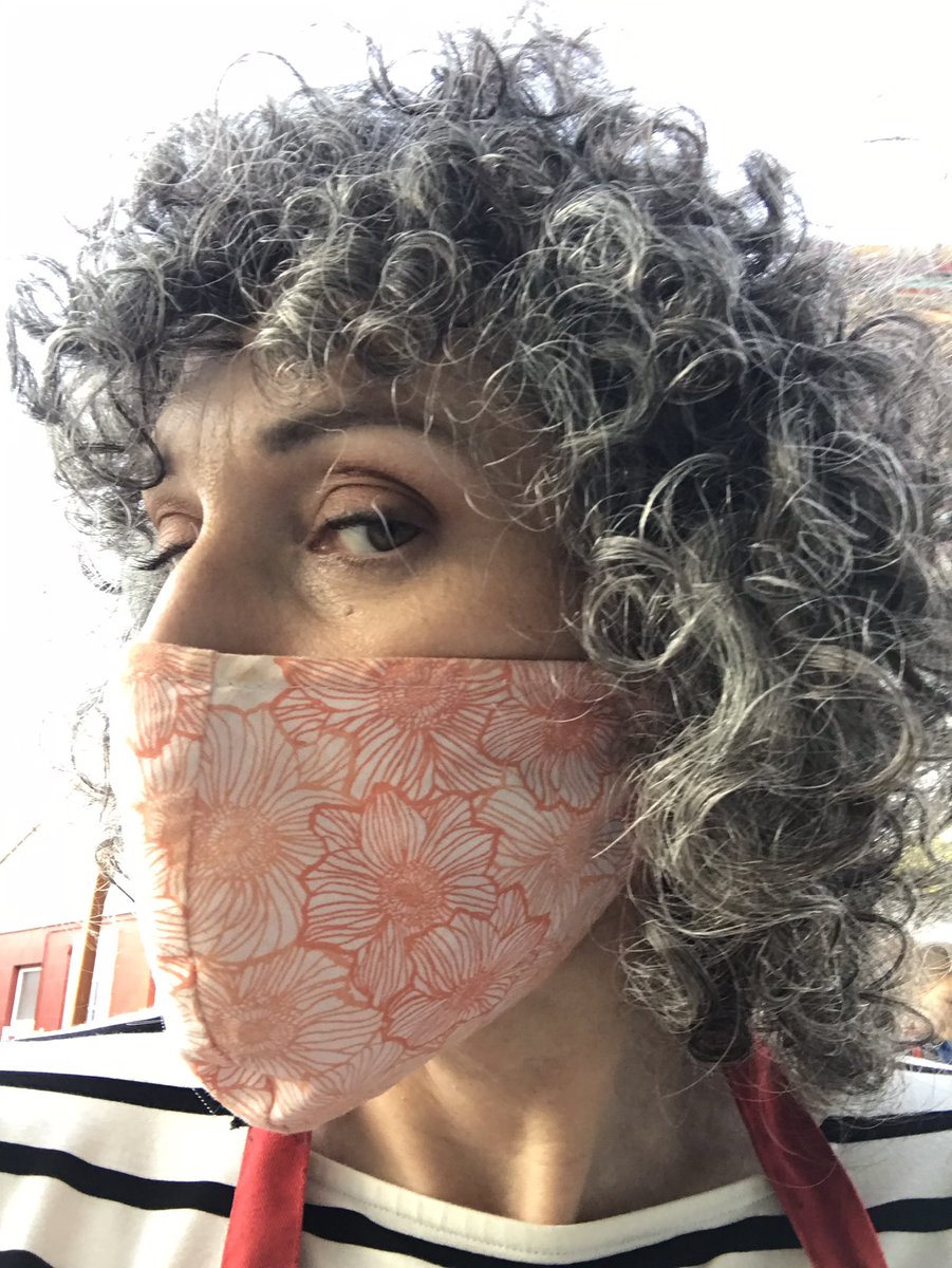 patriciabiesen's tweet photo. I need a larger mask than I thought. I may be thin but I got a thick nose. #WearAMask #bignoseproblems https://t.co/ao5e22bn1w