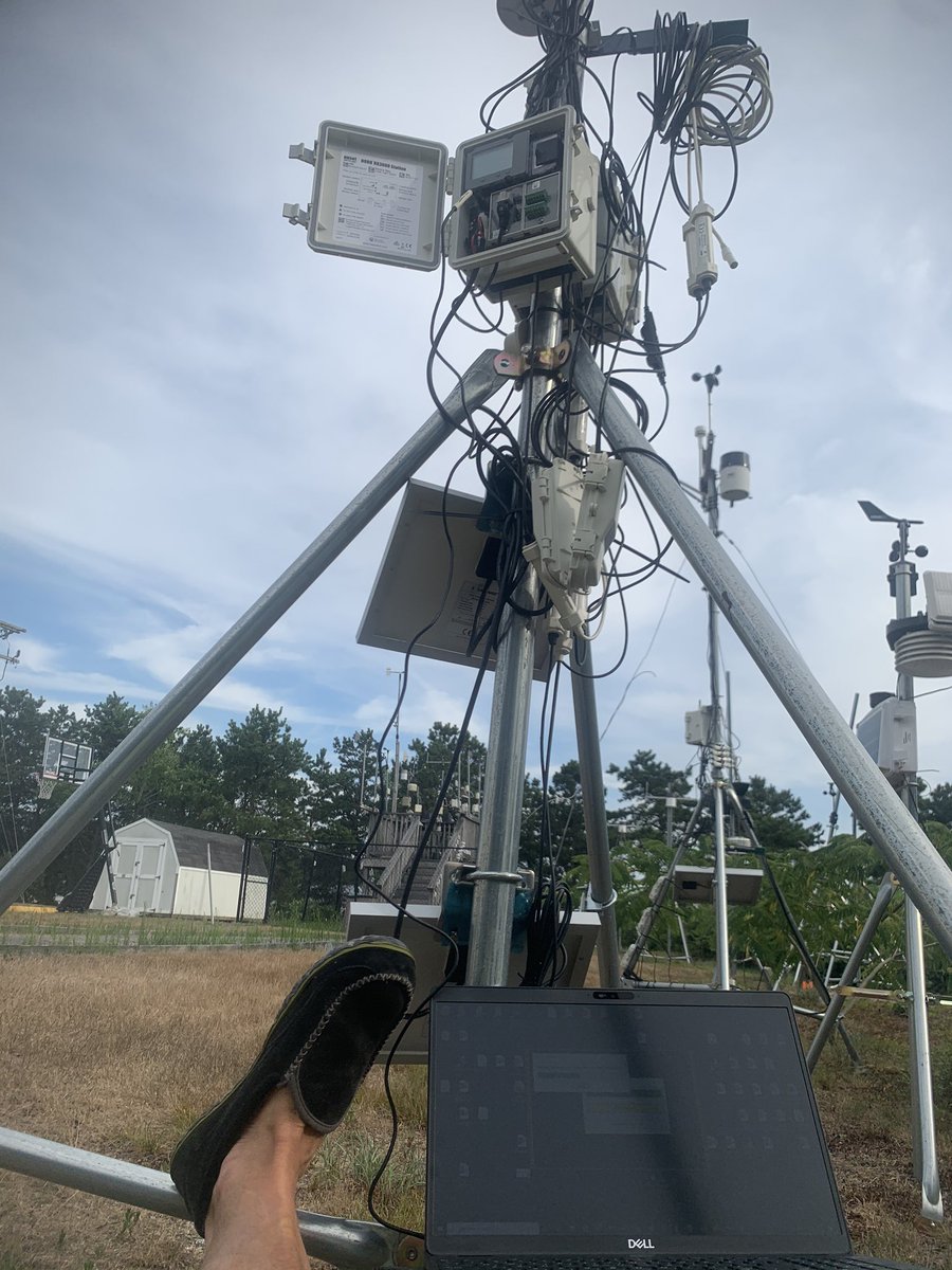 TheScott_Ellis's tweet photo. Just sitting here testing out a new downloaded program @HOBODataLoggers   Don’t mind the rats nest of my test station #weather #datalogger #dataloggers https://t.co/LefIRdDbfU