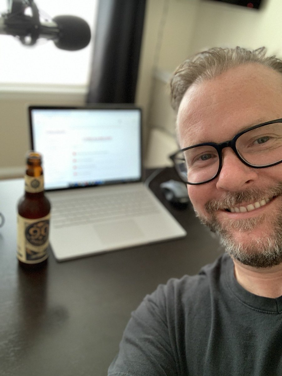 JasonJaquesTech's tweet image. .@ColoTechAsn and #Clevel2020!

Remote is different but it can still be fun! #WGUClevel #SelfieChallenge #happyhour