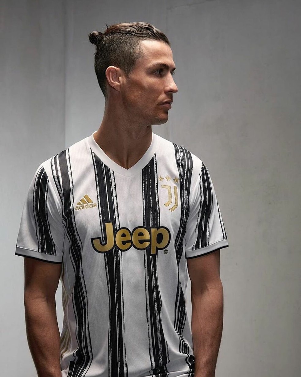 camisa juventus cr7 adidas