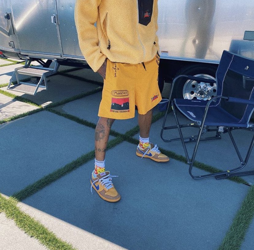 Trapmidias's tweet photo. Travis Scott https://t.co/NZLjZfh54r