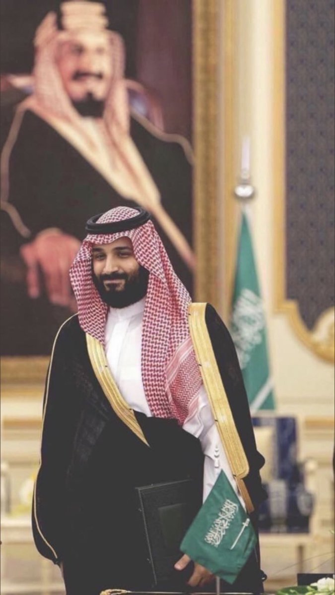 adr_d107's tweet photo. عاد عيدك يا حبيب الشعب يا رمز القياده
يا ملكنا يا مليك الحزم رُبّان السفينه

وعاد عيدك يا ولي العهد في ثوب الرياده
صاحب الرؤيه محمد يا عسى تبطي سنينه

وعاد عيد الشعب والجيش الذي يحمي بلاده
وعاد عيد المسلم الساير  على نهجه ودينه🇸🇦
#الملك_سلمان_بن_عبدالعزيز 
#كل_عام_وانتم_بخير https://t.co/rt9JCM1gQV