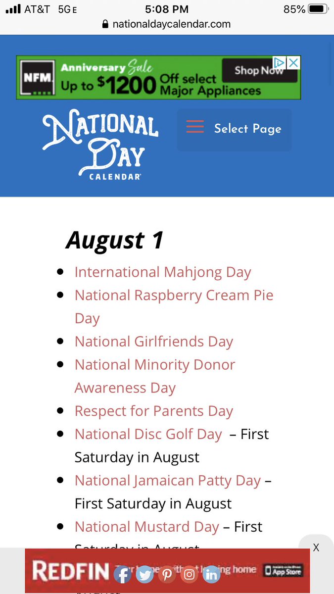 festerdman's tweet photo. Hey @jennafischer and @officeladiespod  as an avid disc golfer I thought you should know about Saturday. Love the show. https://t.co/qgu7BOxsrb