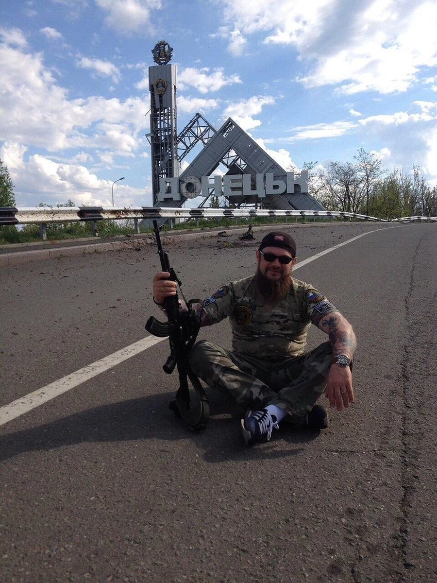 So Komsomolskaya Pravda did an interview with the founder of the Mar PMC, Alexei Marushchenko. Mar was reportedly the 1st PMC to be registered in St. Petersburg in 2014, but it disappeared in 2018. Marushchenko confirms that it no longer exists. 77/ https://www.spb.kp.ru/daily/217162/4261986/