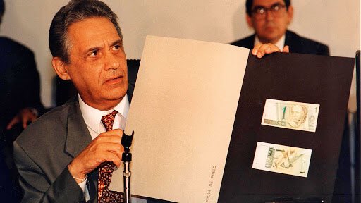 cmonarquicorn's tweet photo. Desde o Plano Real, intencionalmente, nos foi negado a imagem dos heróis nacionais em nossas cédulas.

Querem apagar nossa história e o nome de grande homens e mulheres que construíram essa nação. 

#DomPedroNaNota https://t.co/CtEiI3hAdr