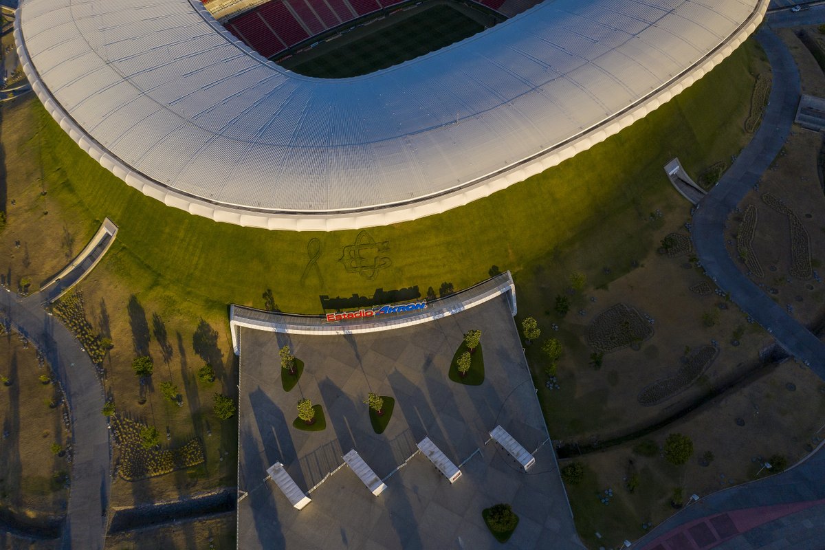 EstadioAKRON's tweet photo. 🤩 Todos los ángulos de esta su casa, la #FortalezaSagrada . https://t.co/SDtQVCSAM7