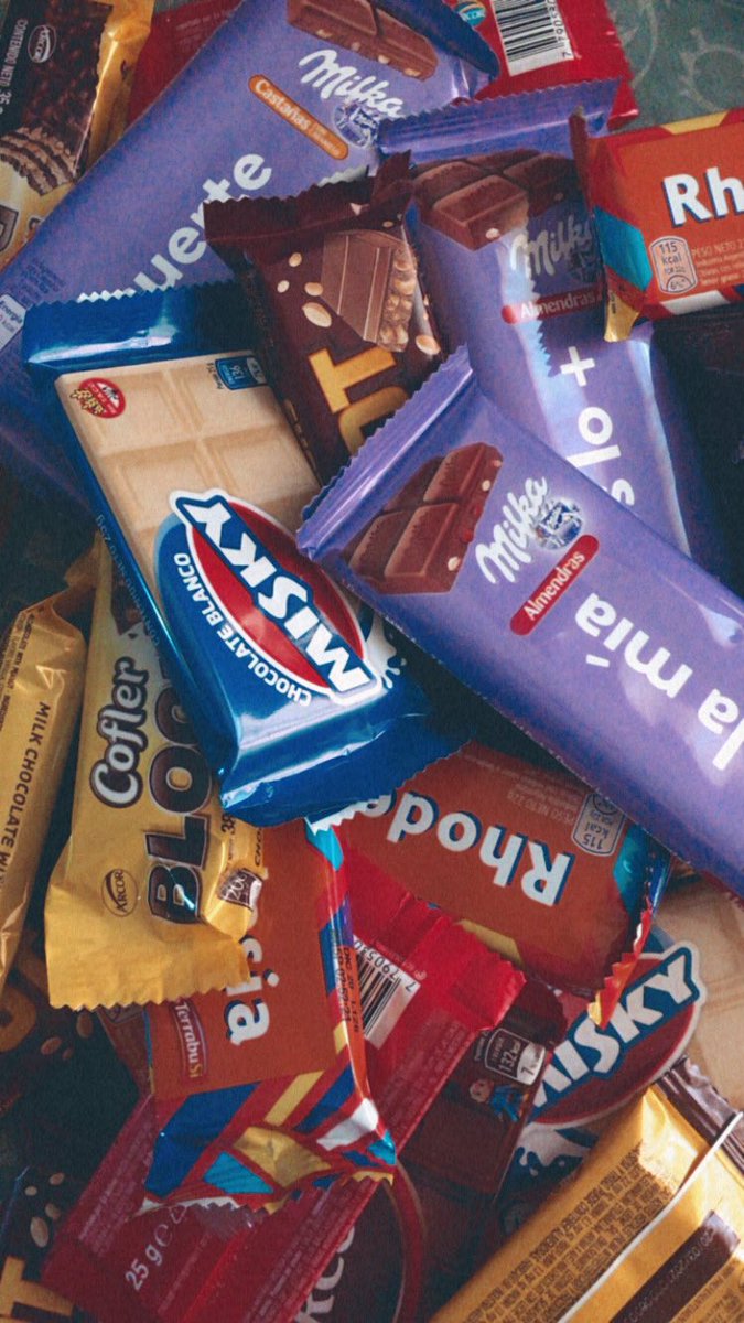 micardoner's tweet photo. Amigues, estoy con emprendimiento de golosinas y chocolates, donde tenemos precios super baratos(real, no es chamuyo) y hacemos entregas y envíos por la zona San Martin 🤍✨🍫 el ig es: @tododulcestore me ayudarían un montón difundiendo! Gracias ����🏻💕✨🤍 https://t.co/jIxFlw2S6b