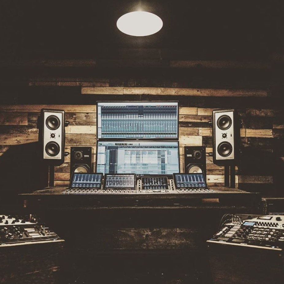 AvidProTools's tweet photo. 📷 https://t.co/y63x0Ob4Vc
▶️ https://t.co/hwDHIk3NPm
⠀
#mixday #recording #mixing #daw #protools #avid #iamavid https://t.co/MmcgLBi3pw