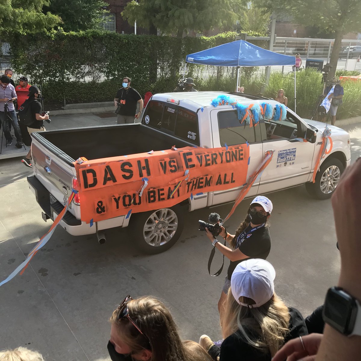 jaclarkson's tweet photo. Amazing support from the city of Houston for ⁦@HoustonDash⁩ https://t.co/yTzsLnm4vk