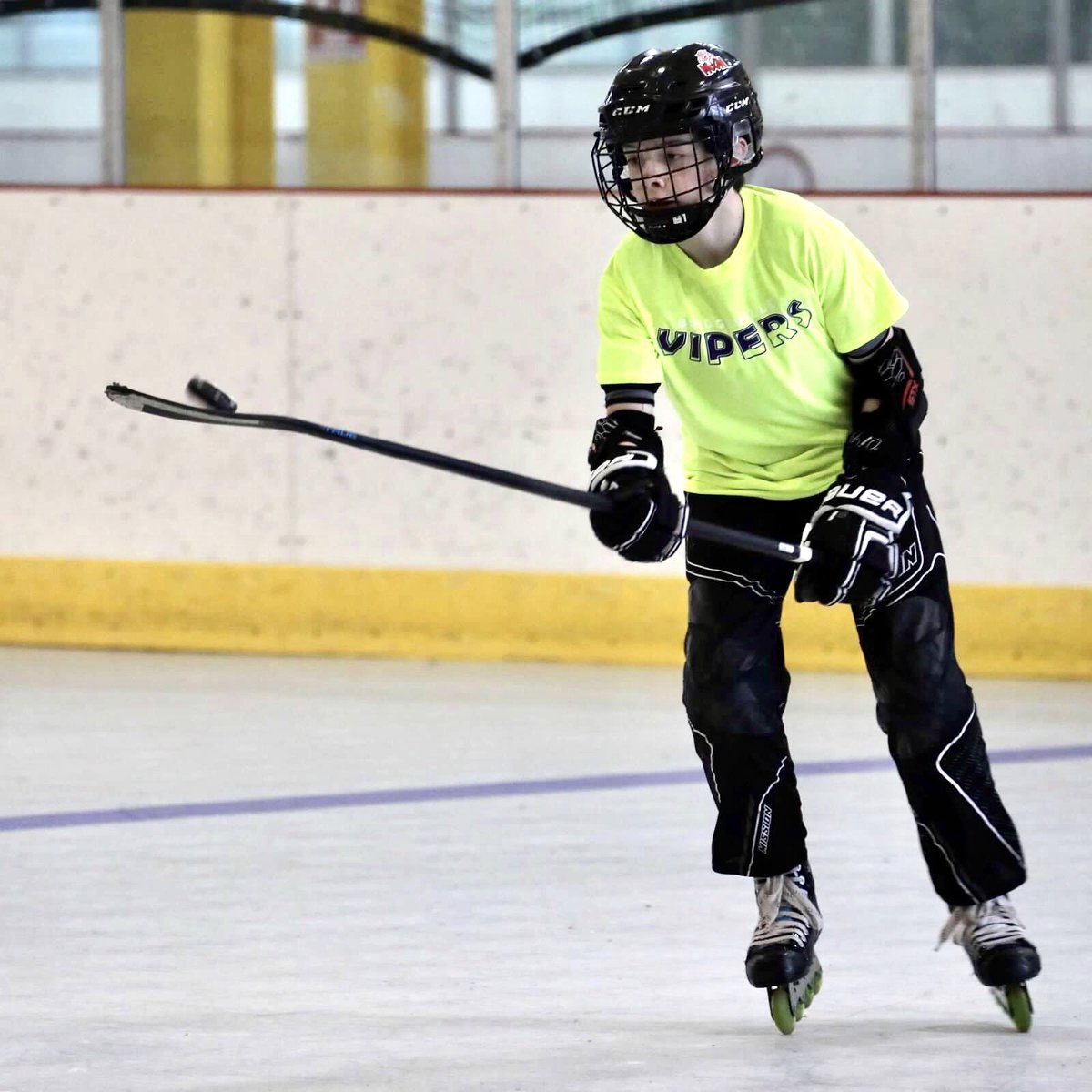 Himes412's tweet photo. After 2 periods here on the island.
#Bridgeville #Vipers 6
#Labeda #Pharoahs 0
#RMU #summer #inline #HockeyTwitter #playoffs https://t.co/fH4O4JdoM8