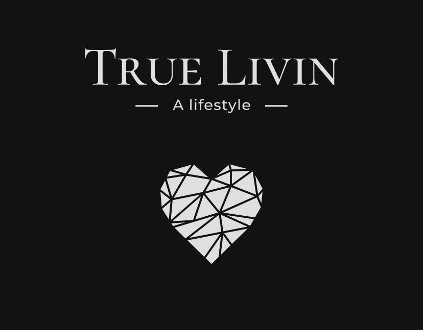 TrlLivin's tweet photo. New Apparel on the way for the Fall 👑 #TrueLivinApparel @Eddunkin7 https://t.co/2aE6qwCLJc
