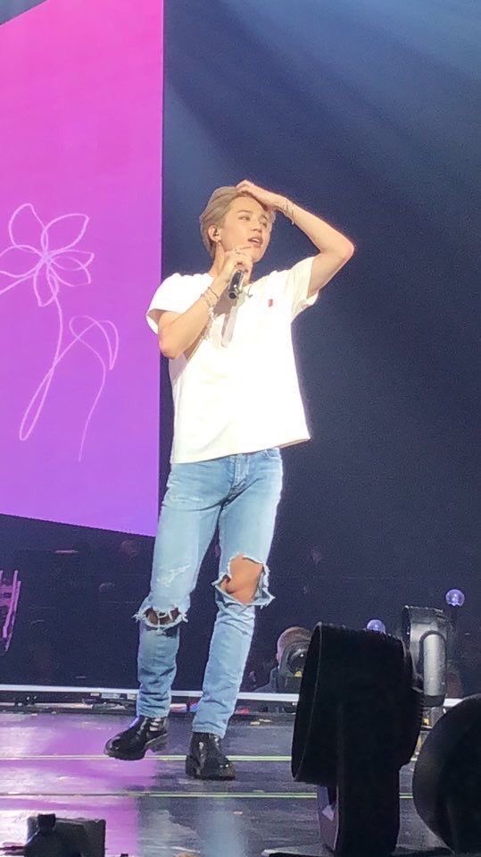 jimin in ripped jeans ; a thread