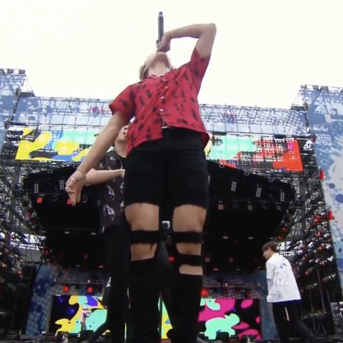 jimin in ripped jeans ; a thread