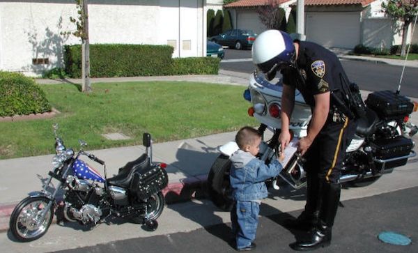 eTagsTweets's tweet photo. We hope the little guy renewed his #motorcycle registration w/#etags🤔 
#Cuteness overload! #motorcyclelicenseplate #motorcycles #cutekid #kidofinstagram #kidonmotorcycle #licenseplate #licenseplates #kidplay #momlife #sharingeverydayplay #driverslicense #driverlicense https://t.co/4Cd9pionxY
