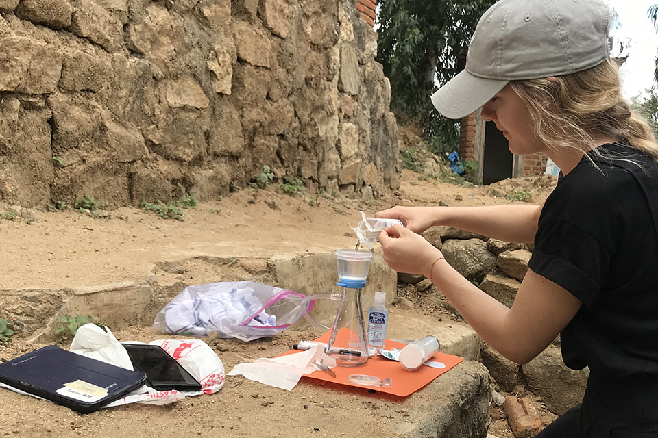 UVicPlanGiving's tweet photo. #UVic Canada’s greenest civil @UVicECS program, @UVicResearch focuses on addressing the world’s environmental challenges, including water sustainability. https://t.co/e9Rd79ubVg For information on supporting research @UVic through a gift in your Will, email Greg legacydev@uvic.ca https://t.co/BAtRkbkVFA