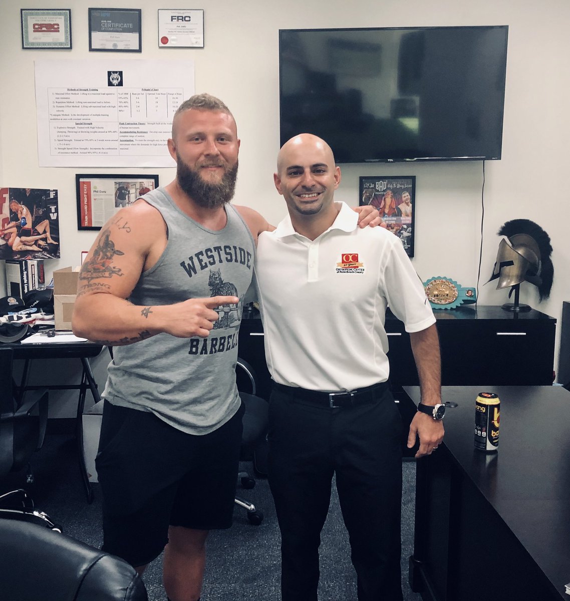 DrDavidAbbasi's tweet photo. Great connecting with @DaruStrong π₯
One of the top S+C guys in the game that trains champion level MMA fighters.ππΌ
You can feel his energy, drive, and passion for what he does! π―ππΌββοΈ
#darustrong #sportsmedicine #strength #conditioning #boca #mma #ufc #mmadoc #sportsdoc https://t.co/20PUIu6lbt