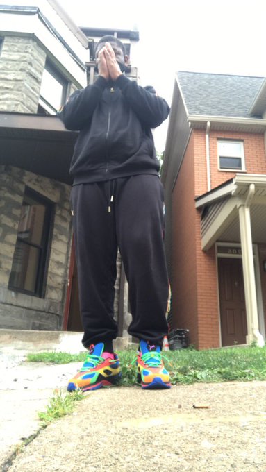 &ldquo;Get shit smashin just like Harley Quinn but they think imma joker&rdquo; 😈 (couldnt take a better picture)<a href="/tag/gofundme"class="tags"><span>#gofundme</span></a><a href="/tag/collegestudent"class="tags"><span>#collegestudent</span></a><a href="/tag/gofundmecampaign"class="tags"><span>#gofundmecampaign</span></a>