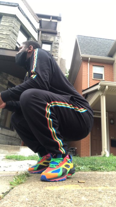 &ldquo;Get shit smashin just like Harley Quinn but they think imma joker&rdquo; 😈 (couldnt take a better picture)<a href="/tag/gofundme"class="tags"><span>#gofundme</span></a><a href="/tag/collegestudent"class="tags"><span>#collegestudent</span></a><a href="/tag/gofundmecampaign"class="tags"><span>#gofundmecampaign</span></a>