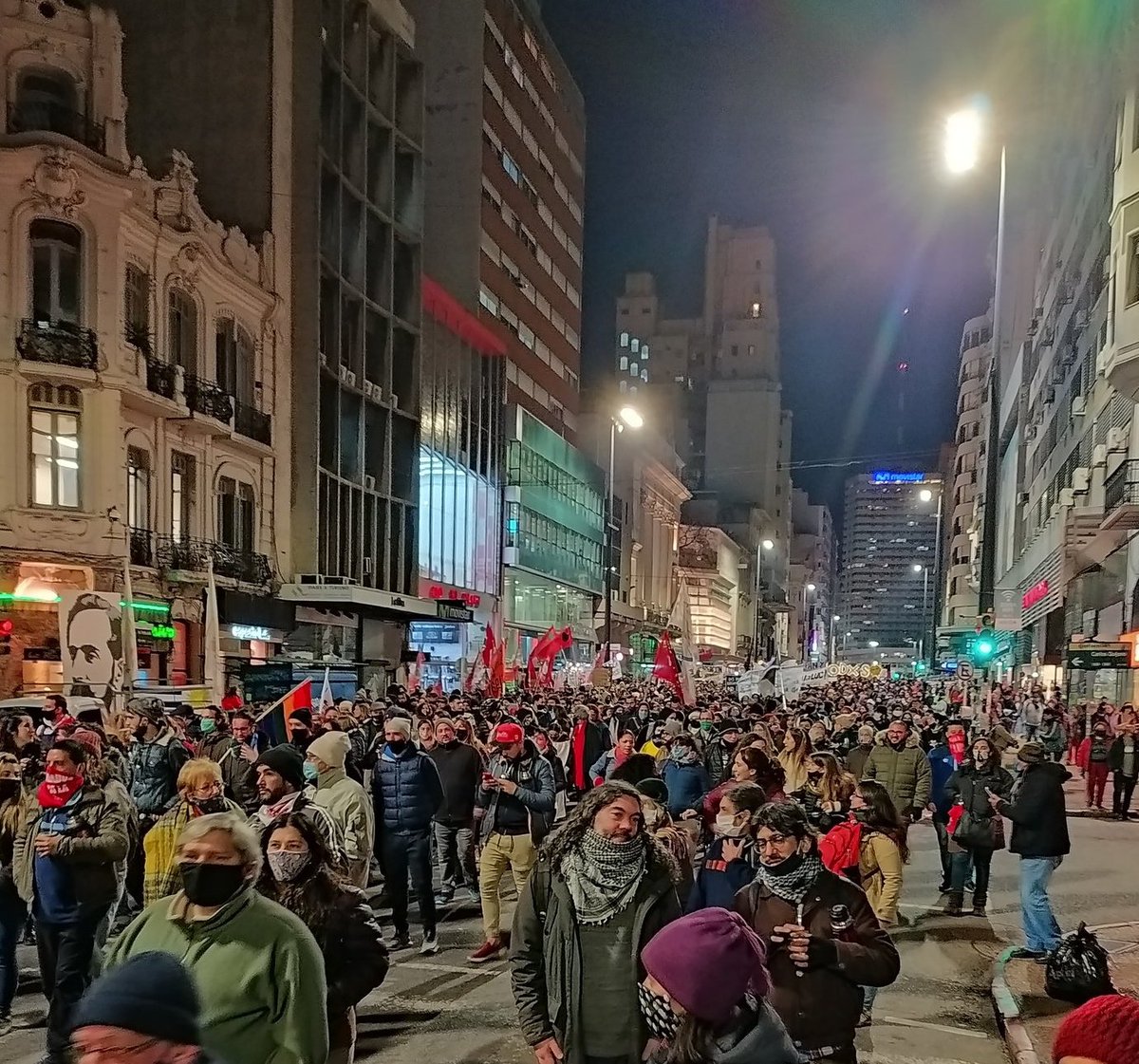 AlfTuitea's tweet image. Estaremos a la talla ✊

#LoUrgenteEsLaGente #NoALaLuc