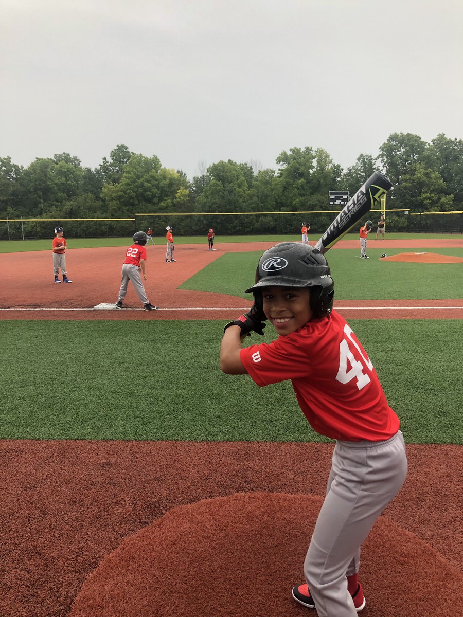FonsoWhite1's tweet photo. A week of many 1st for my guy! First time pitching tonight and the team played solid defense to get the win 9-8. #smiles #futurebaseballplayer https://t.co/kckUYkGEZm
