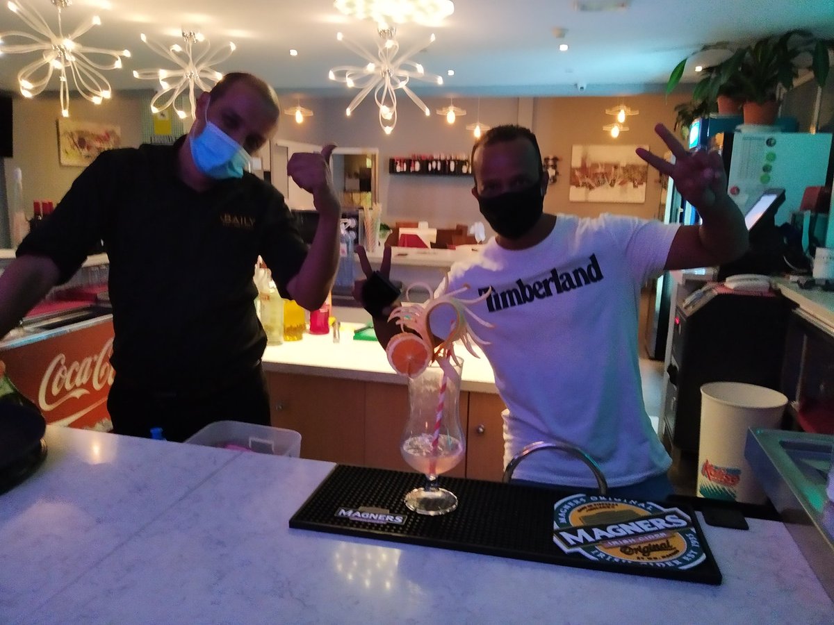 best cocktails at Bailys 2 Bar!!! 🍹🍸#diamondresorts #jardinesdelsol  #PlayaBlanca #Lanzarote #enjoyholidays
