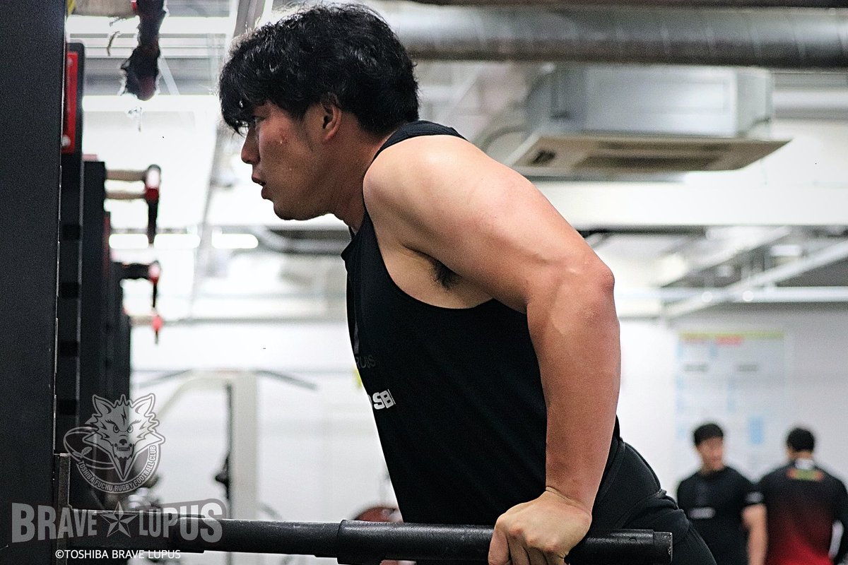bravelupus1048's tweet photo. Today’s photos📸

早朝トレーニングのひとコマ🐺
今季2年目となる #桑山聖生 選手とルーキー #桑山淳生 選手。

#rugby #東芝ブレイブルーパス https://t.co/xkN8Ox0AZj