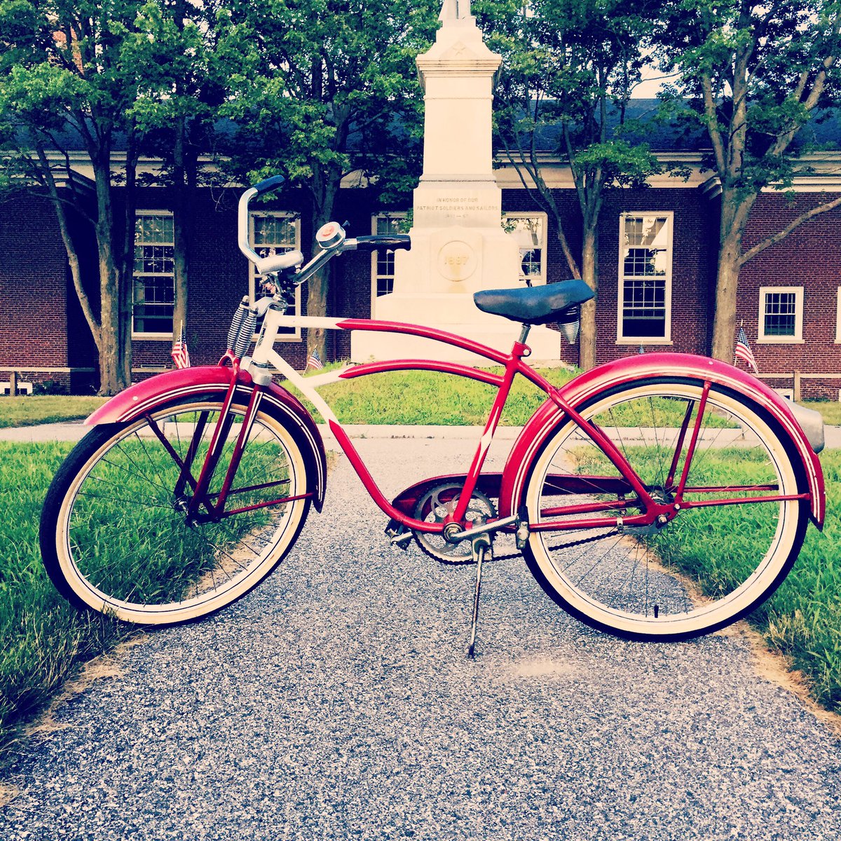 Anyone else with a vintage bike want to ride around SoPo?