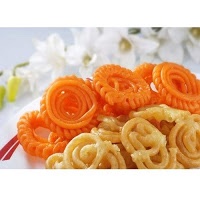 Salt is plentiful in South India while North India has more of Sugar Cane. Thus, in South India devotees offer Urad Vadai Malai, which is made of Urad dal dough and salt, while in North India, they offer Jilebi , 9/n