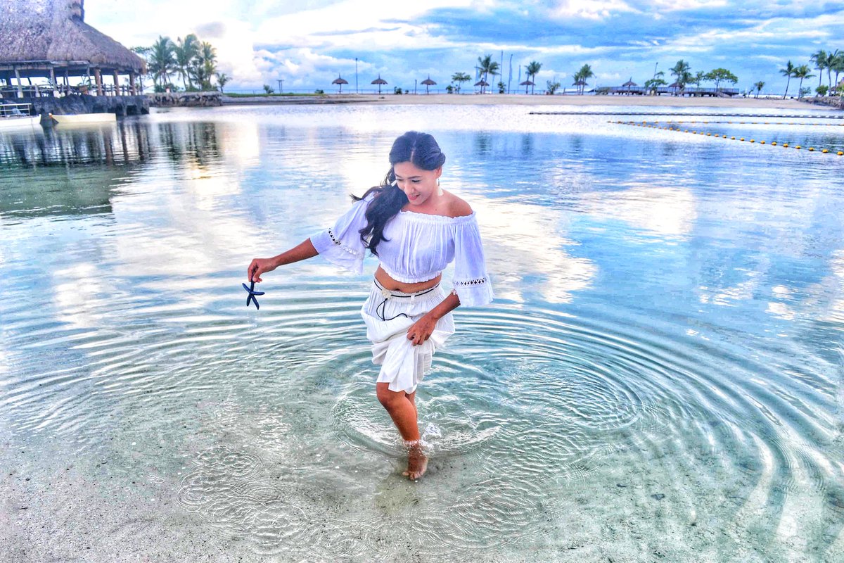 bluejimz's tweet photo. “When you are enthusiastic about what you do, you feel this positive energy. It’s very simple.”
~Paulo Coelho

#PositiveVibes
#quoteoftheday
#quotes #Smile #beachday #summer #nature #woman #travel #empowerment #enjoylife #itsmorefunincebu #beauty #BeYourself #livelife https://t.co/jSw0pklYlO