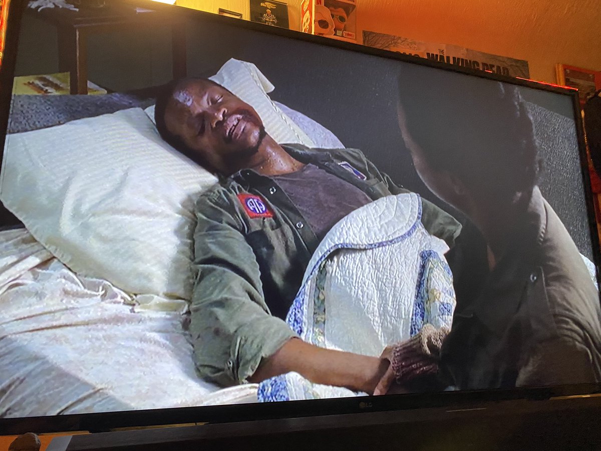“TAINTEEEEDDDD MEAAAT”Laurence Gilliard Jr, as Bob... a legend! Seriously though, I don’t know what to think of Season 5, but I DO know that it doesn’t hold back.They build up Bob in Season 4, then he’s just gone a season later. Goes to show that you can’t be attached...