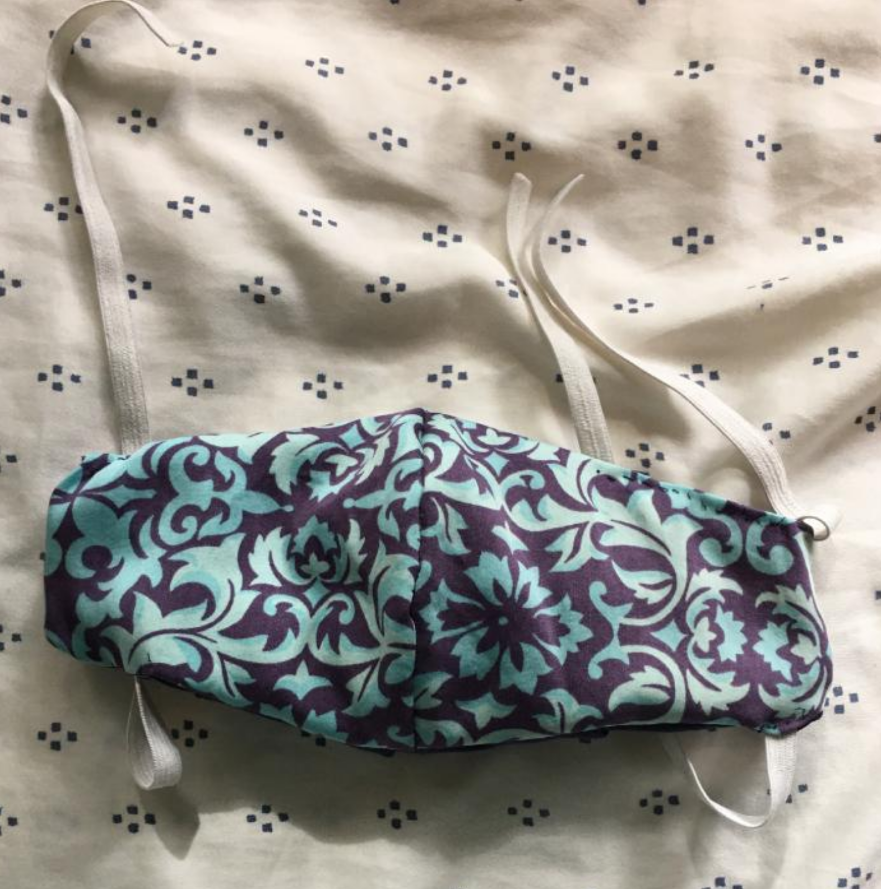 RoadRulesCamp's tweet photo. Lots going on today! Elizabeth finished up her fidget quilt, Daniel made a mask, and Sara worked on one of our missions: leaving positive notes on cars! https://t.co/dKAwnOPvvo
