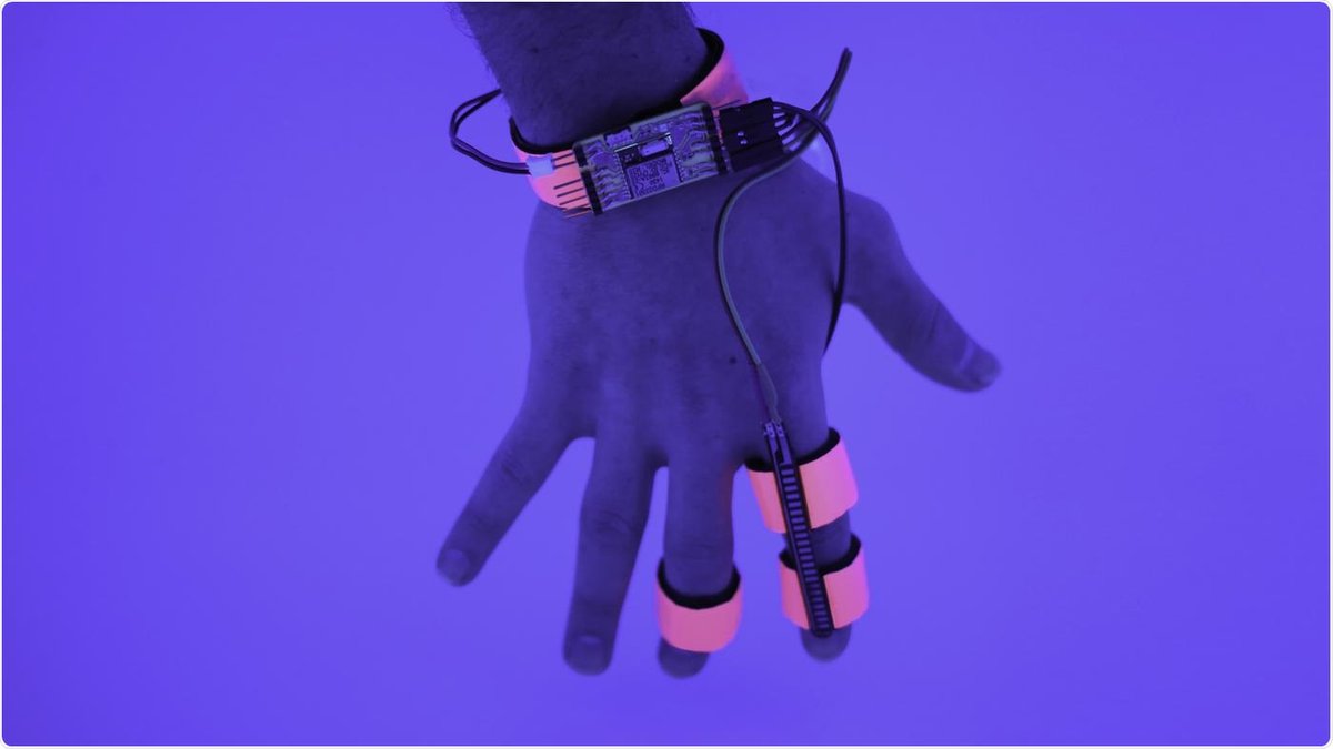 NewsMedical's tweet photo. Dream "hacking" with a novel device https://t.co/1VrSQriapH @MIT #Laboratory #Psychiatry #Psychology #Sleep #Dreams #SleepOnset #Memory #Wearables #Electronics #Devices #Creativity #Incubation https://t.co/t3o0zkkC4s