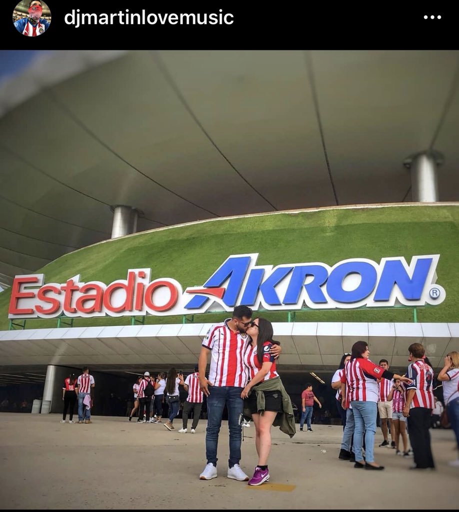 DjML224's tweet photo. @Chivas @chivastvmx @Chivas @EstadioAkron #FortalezaSagrada https://t.co/t9oulaoUAX