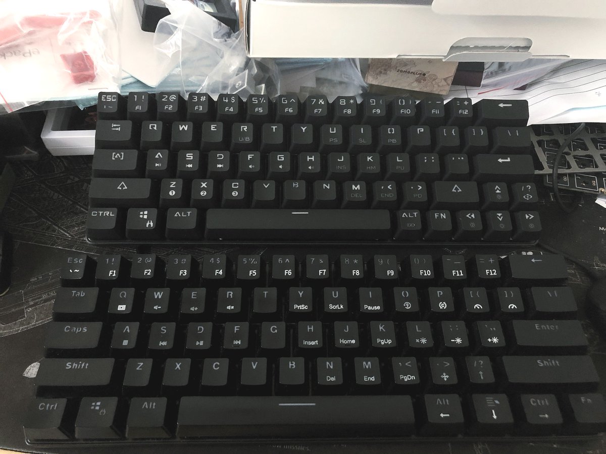 KP_Republic's tweet photo. DK63 vs XS61 , which one do you like ? #keyboard #mechanicalkeyboard #smartduck #dierya #kprepublic #cheap #bestprice #under100usd https://t.co/qH5kkjEnZ2