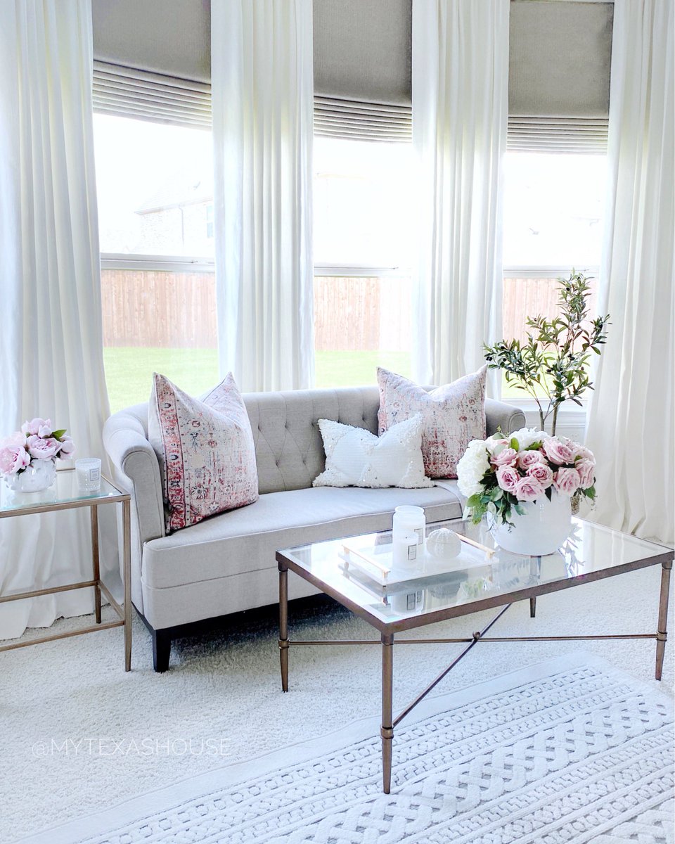 New on the blog: I updated the sitting area in our bedroom with this gorgeous sofa from <a href="/HomeDepot/">The Home Depot</a>! #ad Linked here: rstyle.me/cz-n/eehtd6b8u… Check our my blog post for all my bedroom sources from The Home Depot including my new canopy bed! #thehomedepot 
mytexashouse.com/big-bedroom-up…