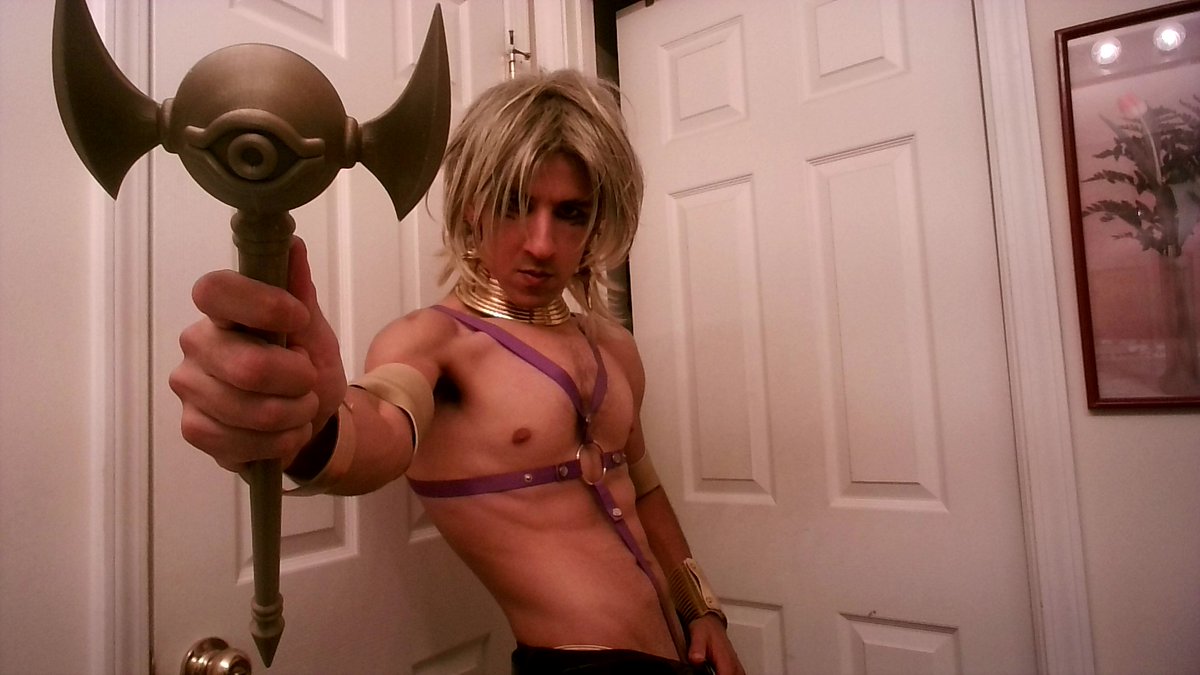 MasterJNathan's tweet photo. I showed you my Rod, please respond π€€π€€π€€
#Marik #MarikIshtar #Yugioh #Lewd #LewdCosplay #ShirtlessGuys #LewdGuys #AnimeBoys #SexyGuys #AnimeGuys #Harness #BlondeGuys #thirsttrap #thot https://t.co/MmVQp8CJB2