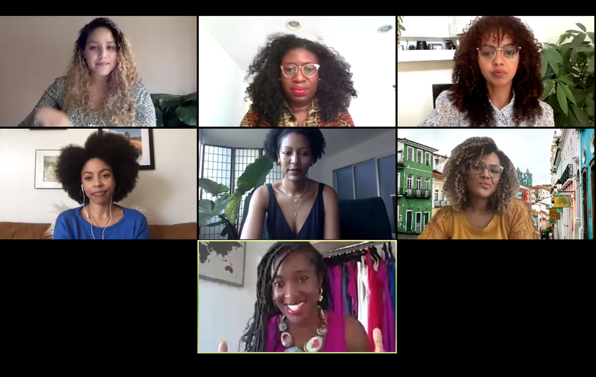 wehellacreative's tweet photo. Our dream team killed it today. We are so grateful to be in community with such strong, powerful women. Love each of you! #hellacreative https://t.co/UmNpmDLQSu