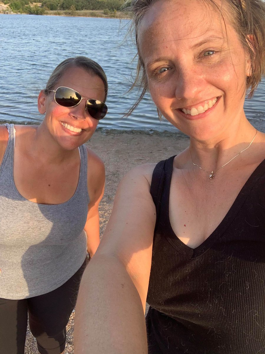 cevms_drama's tweet photo. Kayaking with @ValerieLamb10 is always a good idea. 😊🌷😎 @cevmsjags https://t.co/2q3mn4GRgP