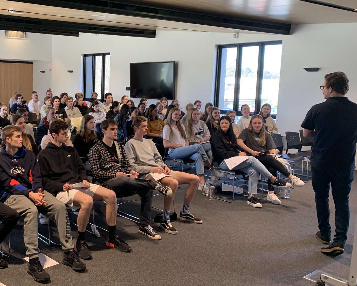 MaterDeiWagga's tweet photo. Year 11 and 12 participating in the #elevate study skills session today.
#studysensei #timemanagement #aceyourexams #memoryandmnemonics https://t.co/g3Hu9yFWoH