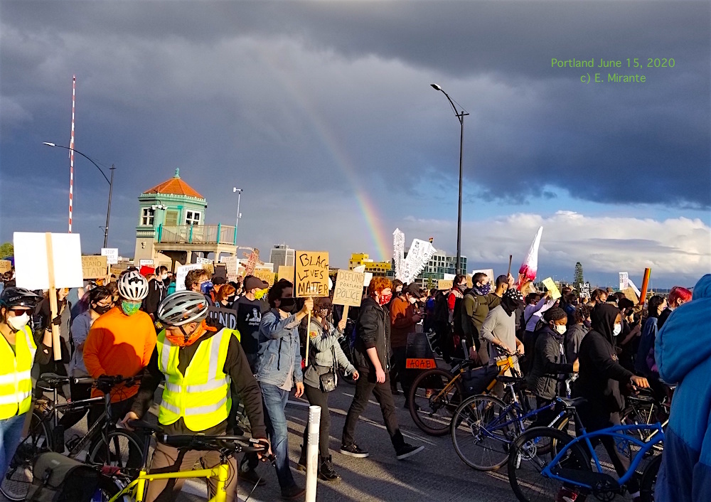 12. Defying curfew massive Black Lives Matter marches crossed Portland bridges. Black-led Eastside marches shut down I-84 (Portland Black neighborhoods had been displaced by I-5 Freeway & other construction) & took to the streets of gentrified historically Black neighborhoods.