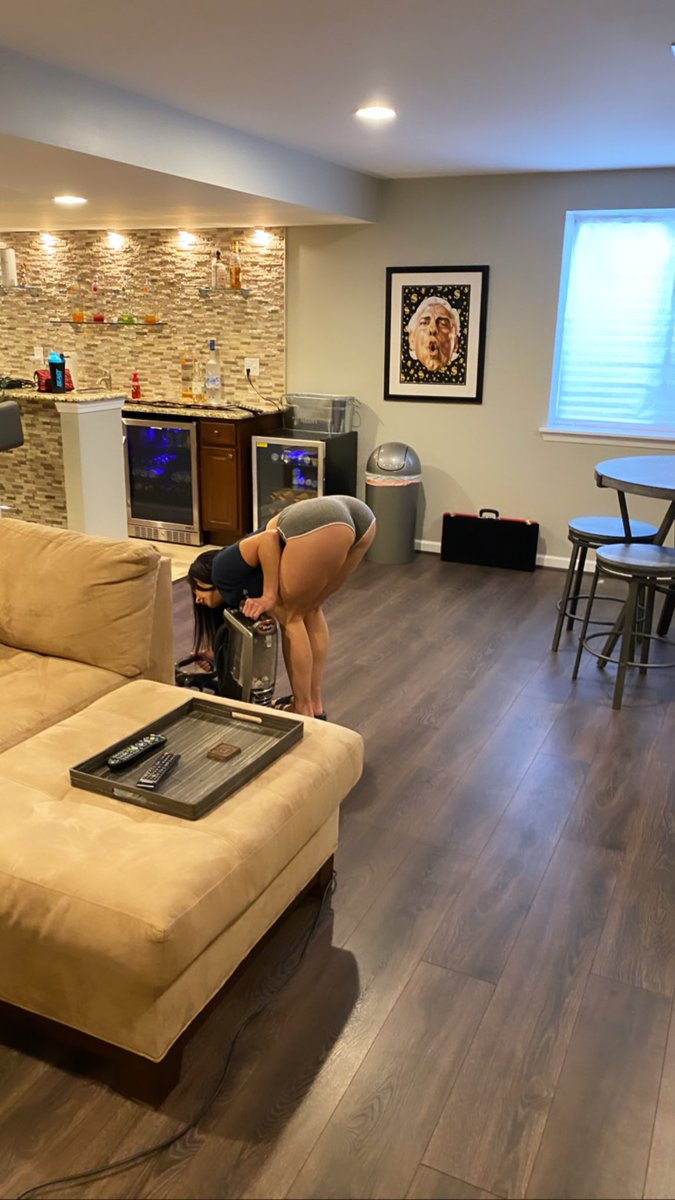 KendraLust's tweet photo. @TSEmmaRose I can help clean 😈 https://t.co/7mjy9VUsq2