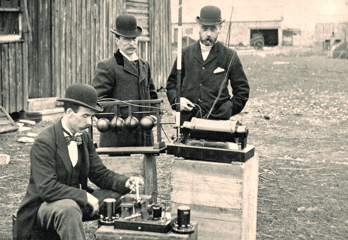 totallyradioau's tweet photo. No, it's not your wifi. Totally Radio is currently off air because the server maintenance got completely out of hand. Our engineers are looking into it, before they are all fired. #idiots #ITproblem #smoko https://t.co/mJwlcD7ZxS
