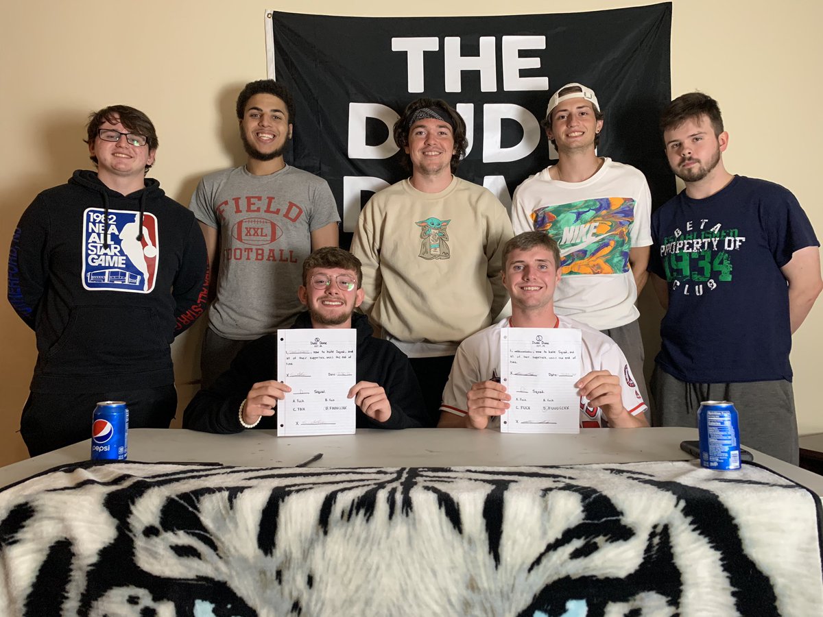 dome_dude's tweet photo. BREAKING NEWS: DUDE DOME SIGNS 2 NEW F/A’s. @SamSeeker21 &amp; @seanieboy_22 #WeWinThose https://t.co/9XYSoCmOQ8