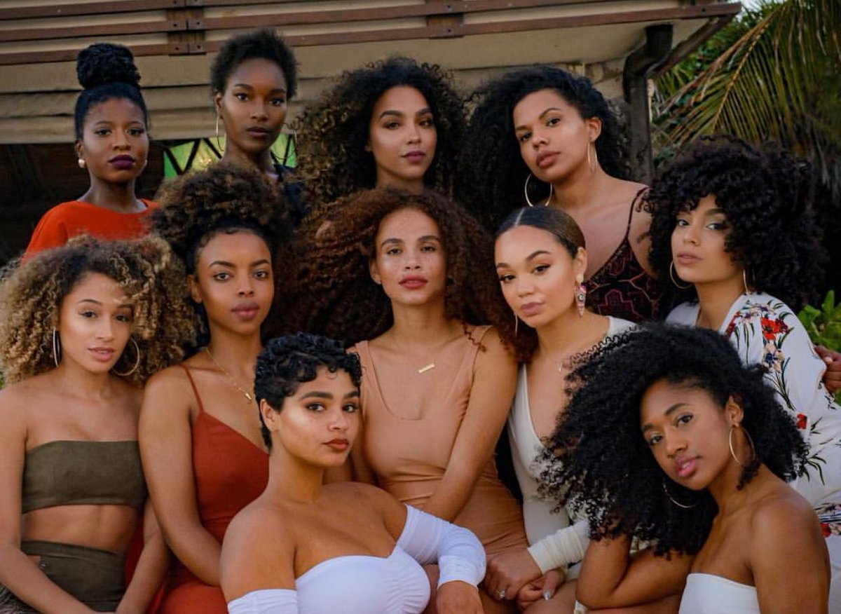 Fearlessforex's tweet photo. Women Supporting Women Supporting Women! Let's #getthisbag ladies!💰💸

#free #forex #fxqueens #workfromhome #money #womenempowerment #makemoney #learning #classes https://t.co/D1tpbMIf1L