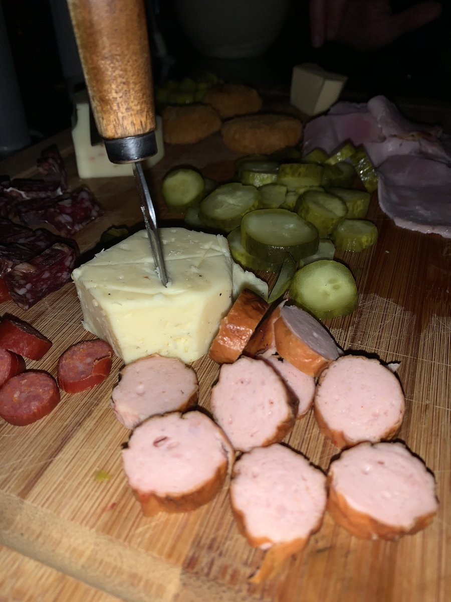 Thepropertieso1's tweet photo. A little late night charcuterie in #panorama #YesThoseAreHotDogsnNugs #PropertiesCharcuterie https://t.co/keuJlORZdv
