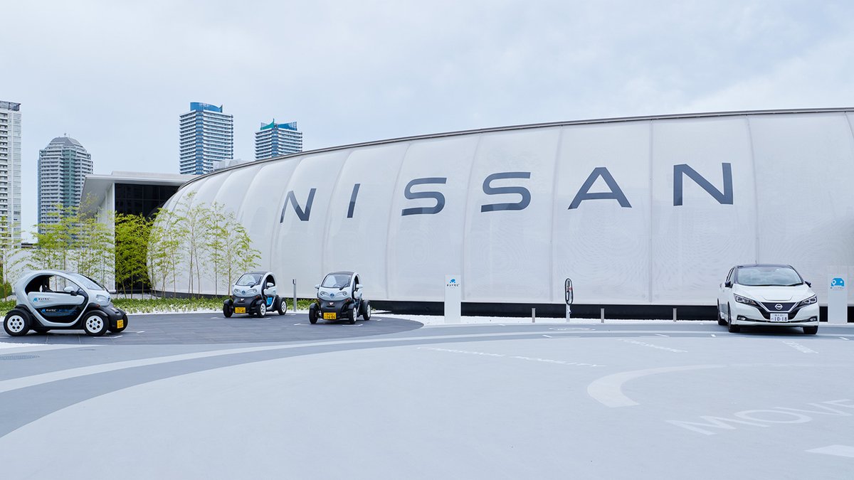 NissanMotor's tweet photo. Another reason to ❤️ your #EV! For the first time in the history of cars, you can pay for parking with electricity at the #Nissan Pavilion. Explore the exciting new world of mobility at https://t.co/y0yipY1tAD https://t.co/hZIisqTaC3