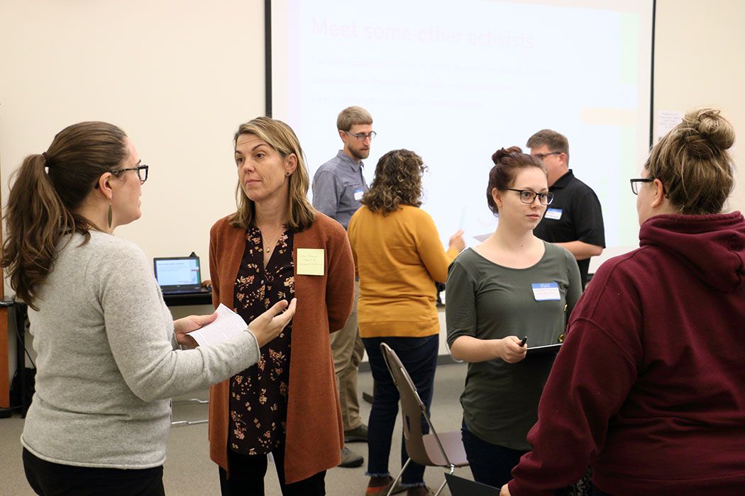 A collab btwn <a href="/ESD112/">ESD112</a> &amp; @WAGreenSchools led 2 Climate Justice League. Teachers learn how to teach climate science through social &amp; environmental justice lenses. Their story here: bit.ly/3esNqU2
<a href="/OfficialNGSS/">Next Generation Science Standards</a> #teachwaclimetime #PortraitsofPractice #ngsschat <a href="/WAClimeTime/">ClimeTime</a>